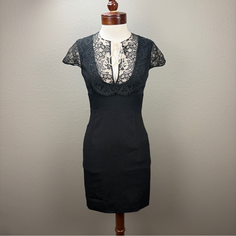 Valentino Italy NWT Black Lace Yoke Cocktail Sheath Dress Sz 6 LBD $1300 - Picture 2 of 13